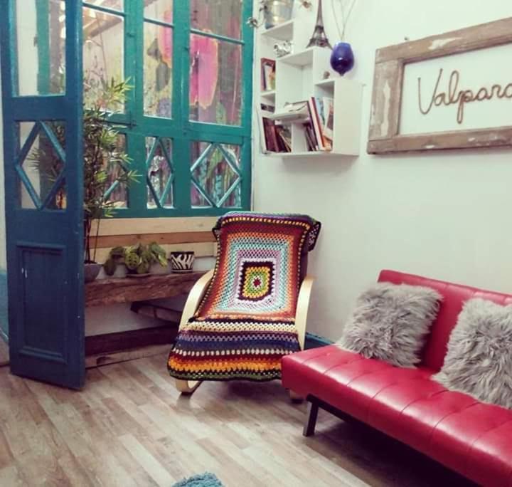 Hostel Don Poncho 瓦尔帕莱索 外观 照片